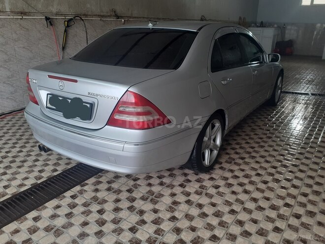 Mercedes C 200 2000, 321,124 km - 2.0 l - Zaqatala