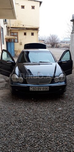 Mercedes C 240 2000, 314,000 km - 2.4 л - Gəncə
