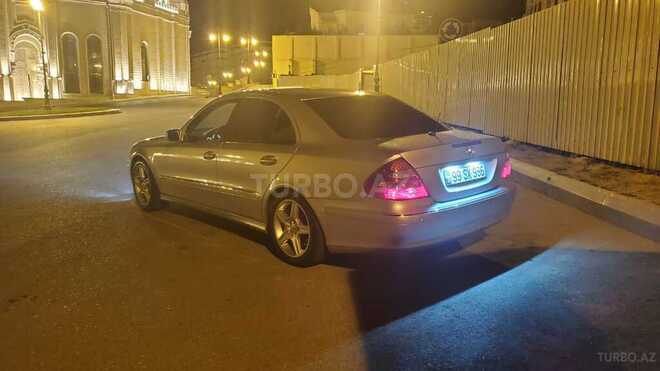 Mercedes E 220 2006, 296,000 km - 2.1 л - Bakı