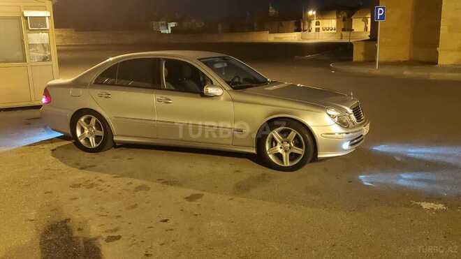 Mercedes E 220 2006, 296,000 km - 2.1 л - Bakı