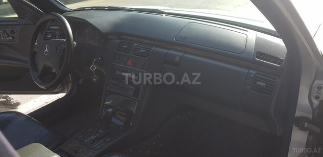 Mercedes E 320 1995, 370,000 km - 3.2 l - Bakı
