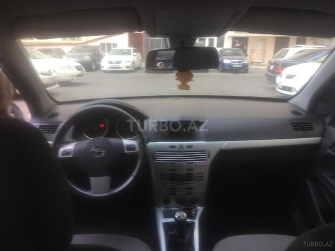 Opel Astra 2009, 194,000 km - 1.3 л - Bakı