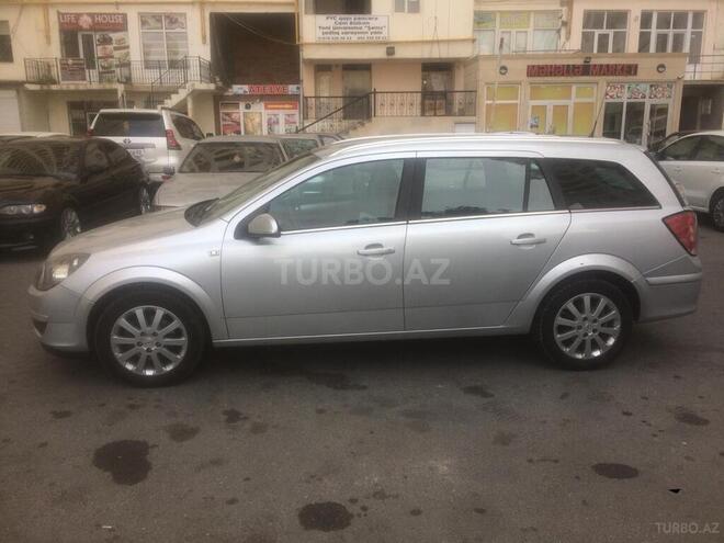 Opel Astra 2009, 194,000 km - 1.3 л - Bakı