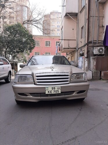 Mercedes C 230 1999, 308,000 km - 2.3 l - Bakı