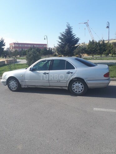 Mercedes E 200 1996, 285,000 km - 2.0 l - Bakı