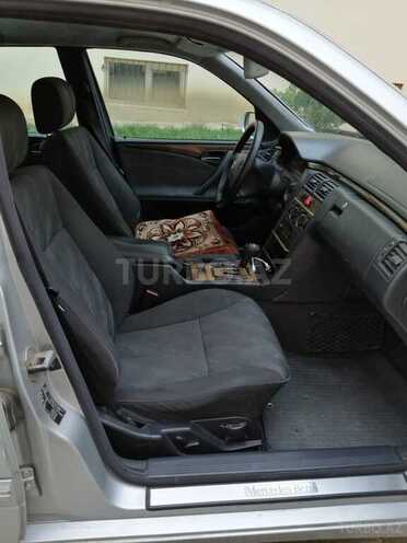 Mercedes E 220 1999, 500,000 km - 2.2 л - Bakı