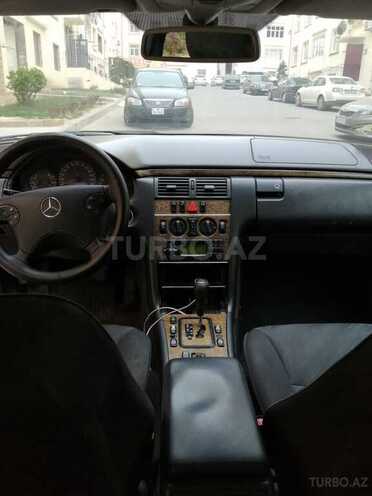 Mercedes E 220 1999, 500,000 km - 2.2 л - Bakı