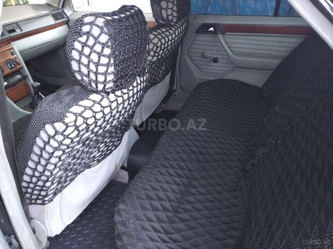 Mercedes E 200 1990, 450,000 km - 2.0 l - Bakı