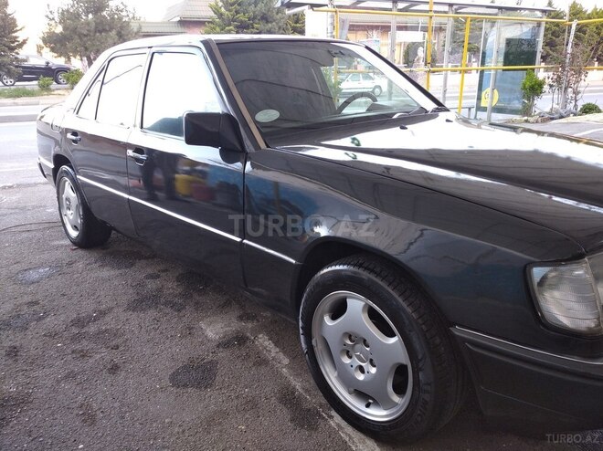 Mercedes E 200 1990, 450,000 km - 2.0 l - Bakı