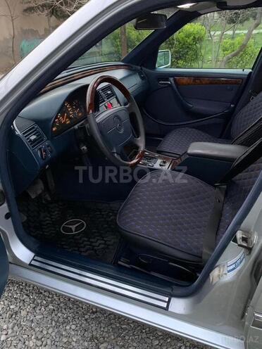 Mercedes C 180 1998, 202,000 km - 1.8 l - Bakı
