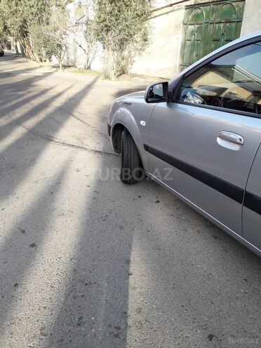 Kia Rio 2006, 124,000 km - 1.4 л - Bakı