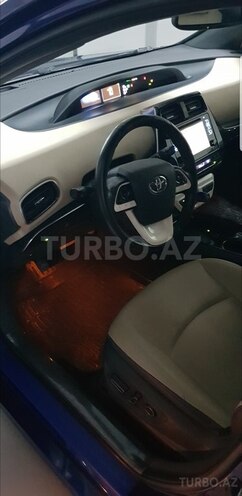 Toyota Prius 2016, 98,000 km - 1.8 л - Bakı