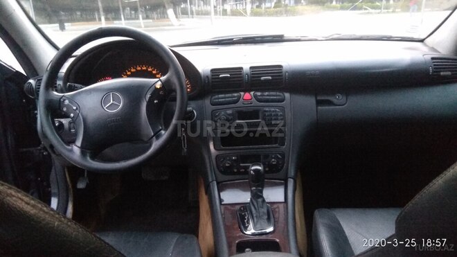 Mercedes C 200 2001, 245,000 km - 2.0 l - Sumqayıt