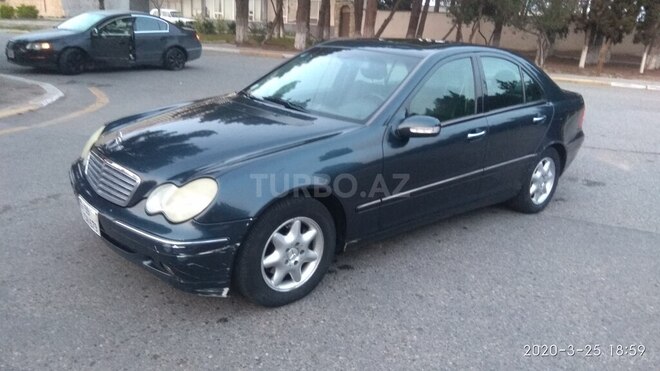 Mercedes C 200 2001, 245,000 km - 2.0 l - Sumqayıt