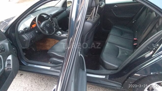 Mercedes C 200 2001, 245,000 km - 2.0 l - Sumqayıt
