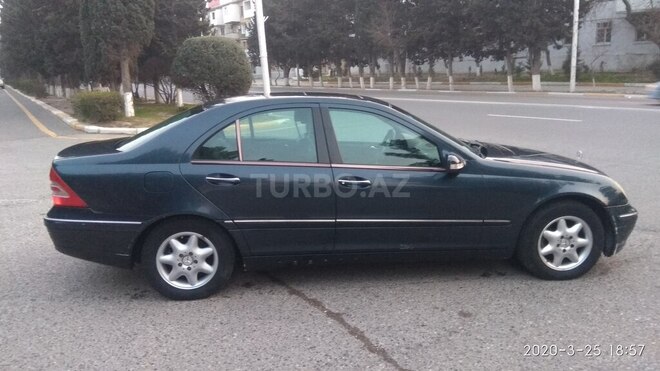 Mercedes C 200 2001, 245,000 km - 2.0 l - Sumqayıt