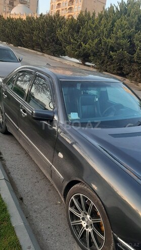 Mercedes E 220 1999, 372,000 km - 2.2 л - Bakı