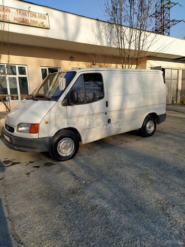 Ford Transit 1997, 301,000 km - 2.5 l - Zaqatala