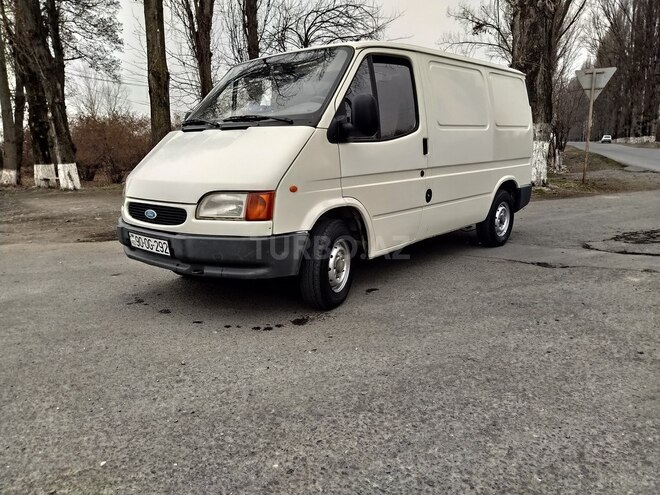 Ford Transit 1997, 301,000 km - 2.5 l - Zaqatala