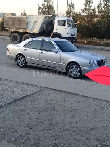 Mercedes E 220 1996, 452 km - 2.2 л - Mingəçevir