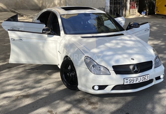 Mercedes CLS 63 AMG 2008, 142,000 km - 6.2 l - Bakı