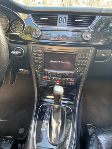 Mercedes CLS 63 AMG 2008, 142,000 km - 6.2 l - Bakı