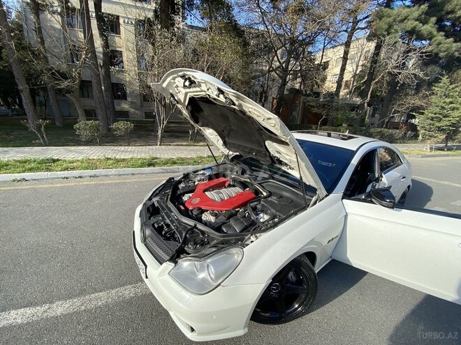 Mercedes CLS 63 AMG 2008, 142,000 km - 6.2 l - Bakı