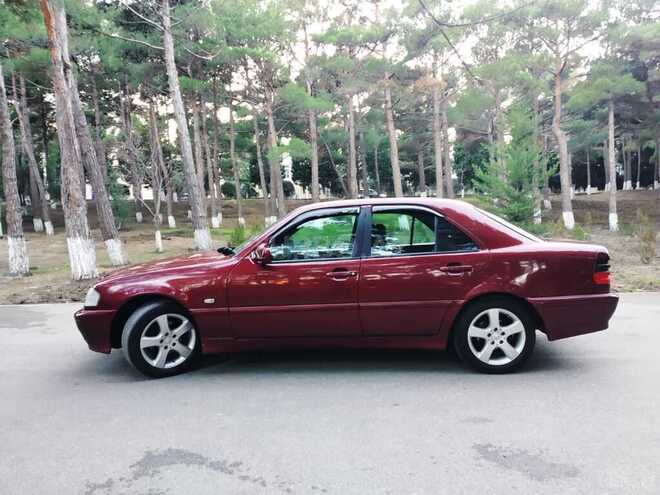 Mercedes C 180 1999, 393,456 km - 1.8 l - Sumqayıt
