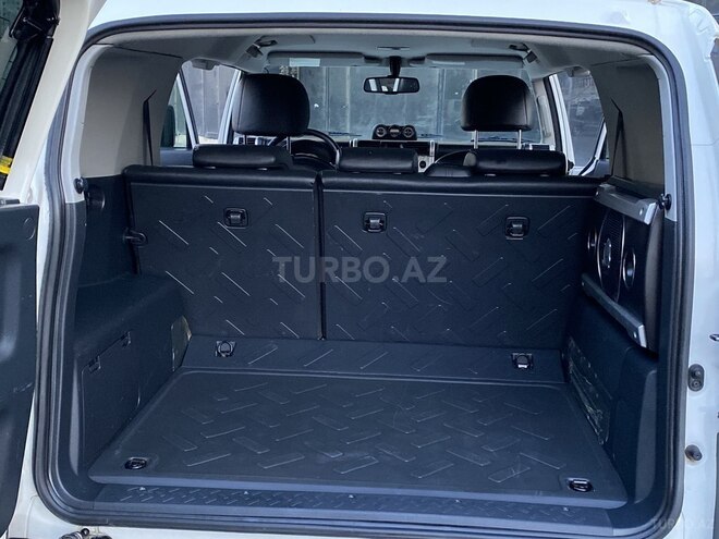 Toyota FJ Cruiser 2011, 105,000 km - 3.4 л - Bakı