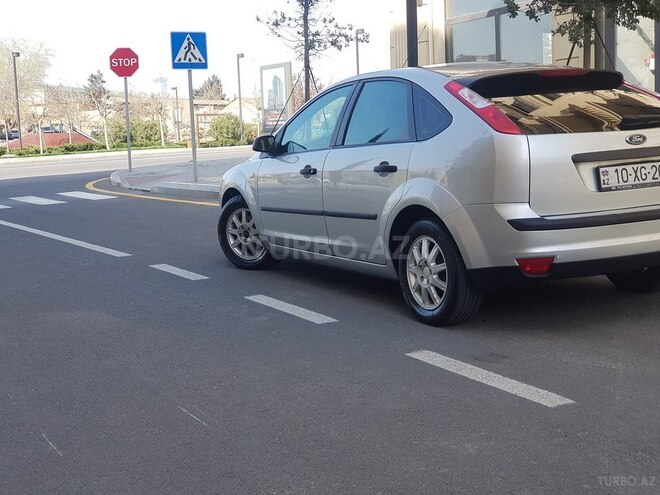 Ford Focus 2006, 303,000 km - 1.6 l - Bakı