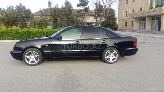 Mercedes E 320 1998, 270,000 km - 3.2 l - Sumqayıt
