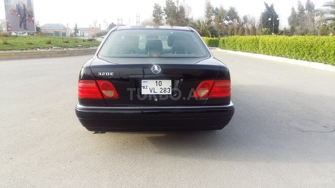 Mercedes E 320 1998, 270,000 km - 3.2 l - Sumqayıt