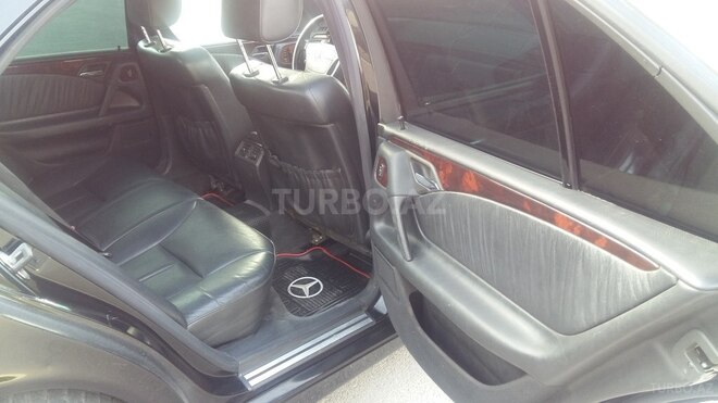 Mercedes E 320 1998, 270,000 km - 3.2 l - Sumqayıt