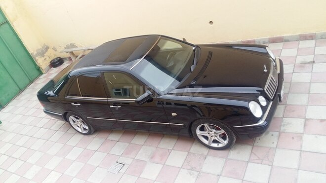 Mercedes E 320 1998, 270,000 km - 3.2 l - Sumqayıt