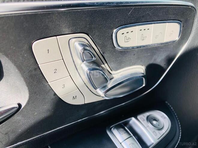 Mercedes V 250 2016, 298,000 km - 2.2 l - Bakı