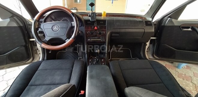 Mercedes C 180 1997, 380,000 km - 1.8 л - Qəbələ