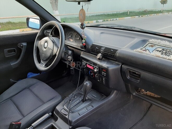 BMW 318 1998, 332,785 km - 1.8 l - Bakı