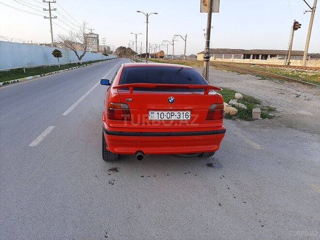 BMW 318 1998, 332,785 km - 1.8 l - Bakı