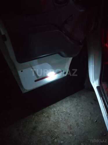 Ford Transit 2001, 283,000 km - 0.2 l - Zaqatala
