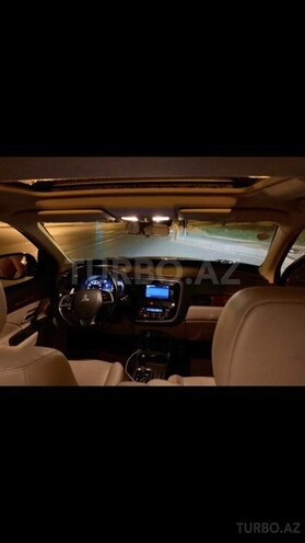 Mitsubishi Outlander 2014, 87,000 km - 2.4 l - Bakı