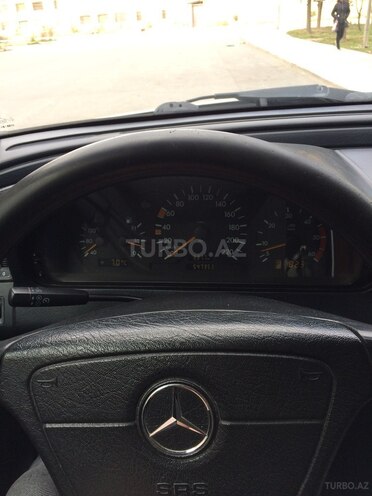 Mercedes C 220 2000, 547,350 km - 2.2 l - Göygöl