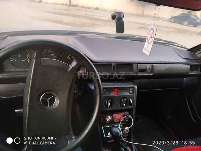 Mercedes E 200 1987, 648,134 km - 2.0 л - Bakı
