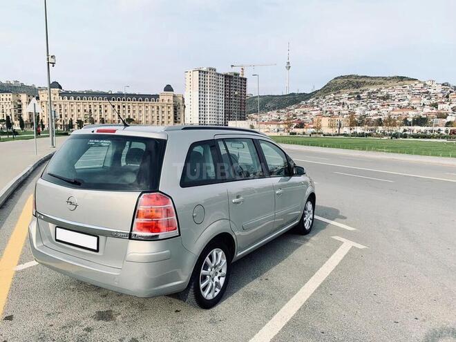 Opel Zafira 2006, 180,000 km - 1.9 л - Bakı