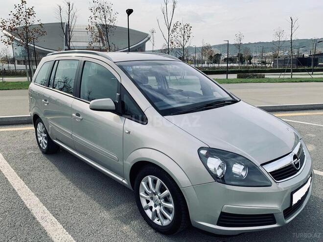 Opel Zafira 2006, 180,000 km - 1.9 л - Bakı