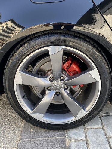 Audi A4 2011, 170,000 km - 2.0 l - Bakı