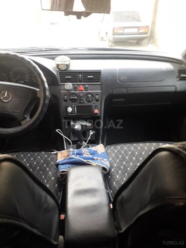 Mercedes C 180 1997, 300,000 km - 1.8 л - Bakı