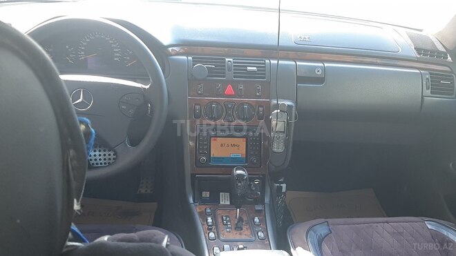 Mercedes E 240 2000, 270,000 km - 2.4 l - Bakı
