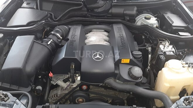 Mercedes E 240 2000, 270,000 km - 2.4 l - Bakı