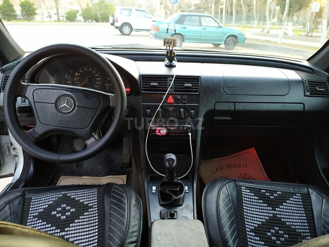Mercedes C 220 1997, 494,000 km - 2.2 l - Bakı