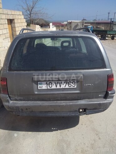Opel Omega 1986, 230,356 km - 2.0 l - Siyəzən